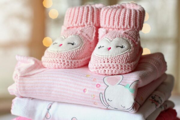 Een babyshower organiseren: zo pak je dat aan
